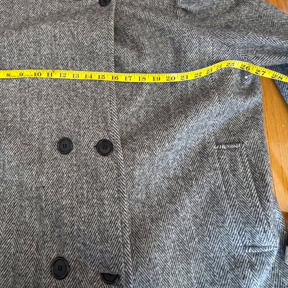 J&H Fashions Vintage Women's Herringbone Wool Coat - Picture 13 of 14